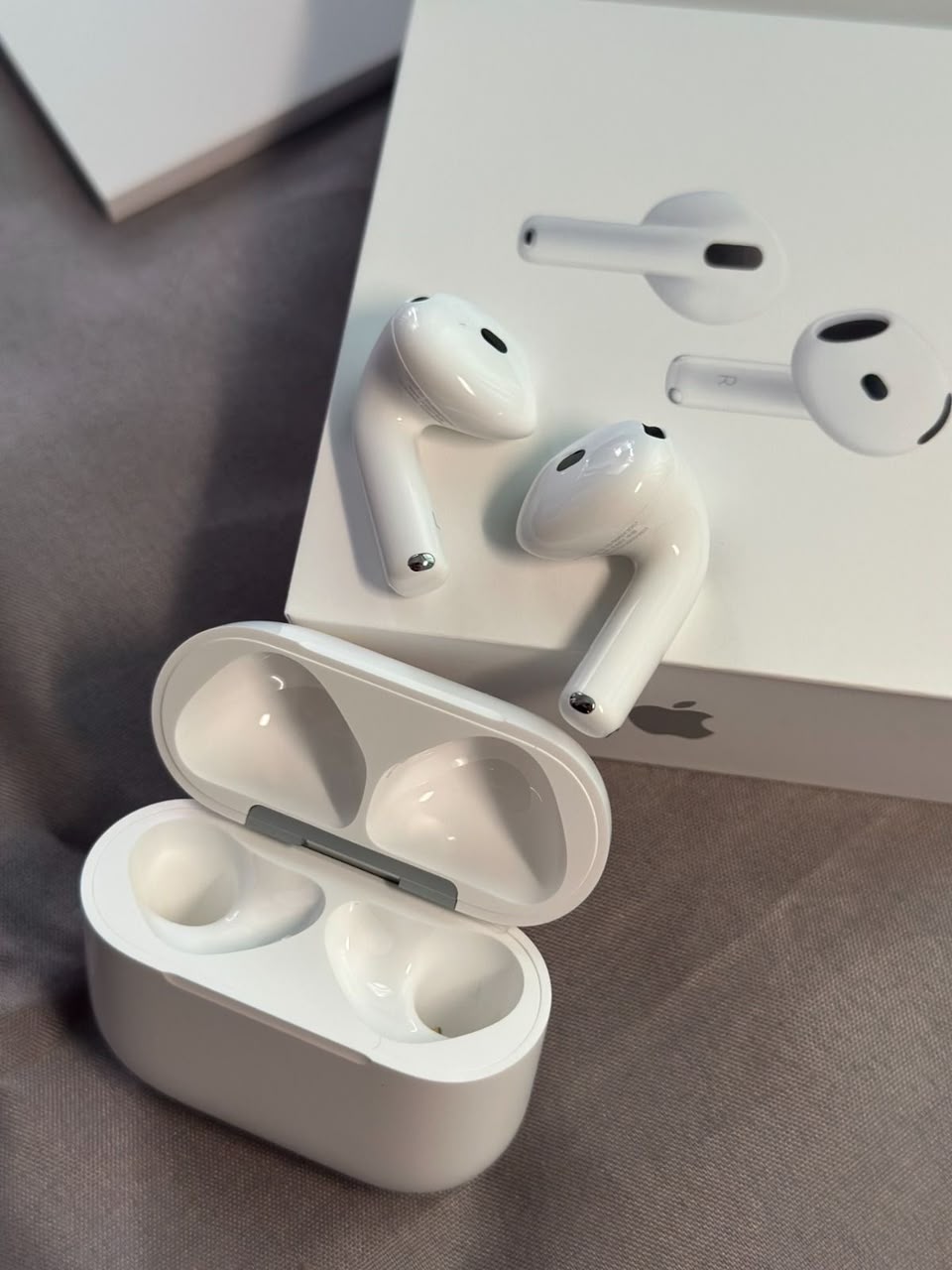 AirPods Series 3